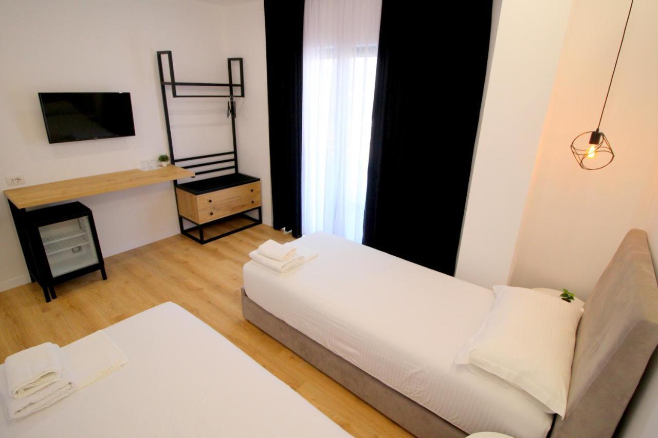 Hotel Qurku 2 Sarandë Exterior foto