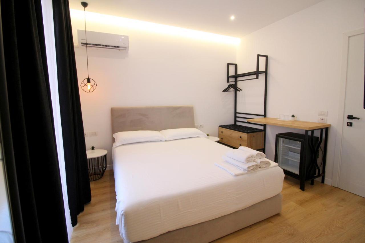 Hotel Qurku 2 Sarandë Exterior foto