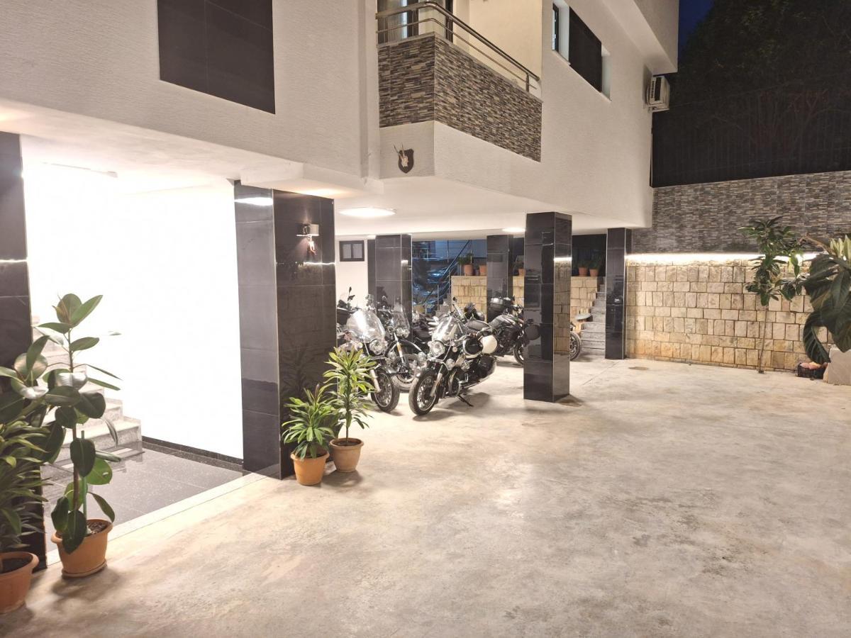 Hotel Qurku 2 Sarandë Exterior foto