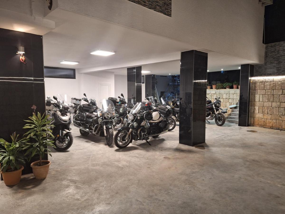 Hotel Qurku 2 Sarandë Exterior foto